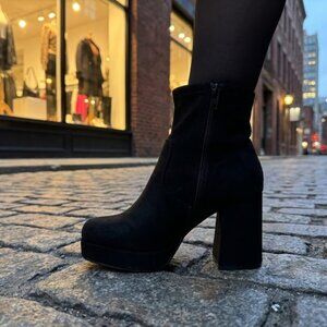 NIB Pazzle Black Faux Suede Platform Ankle Boots Block Heel Booties 90s Y2K